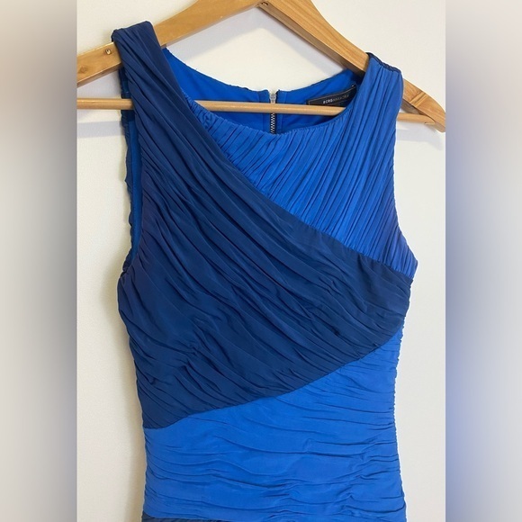 BCBGMaxAzria Debra Blue ColorBlock‎ Mini Dress Size S - Picture 3 of 4